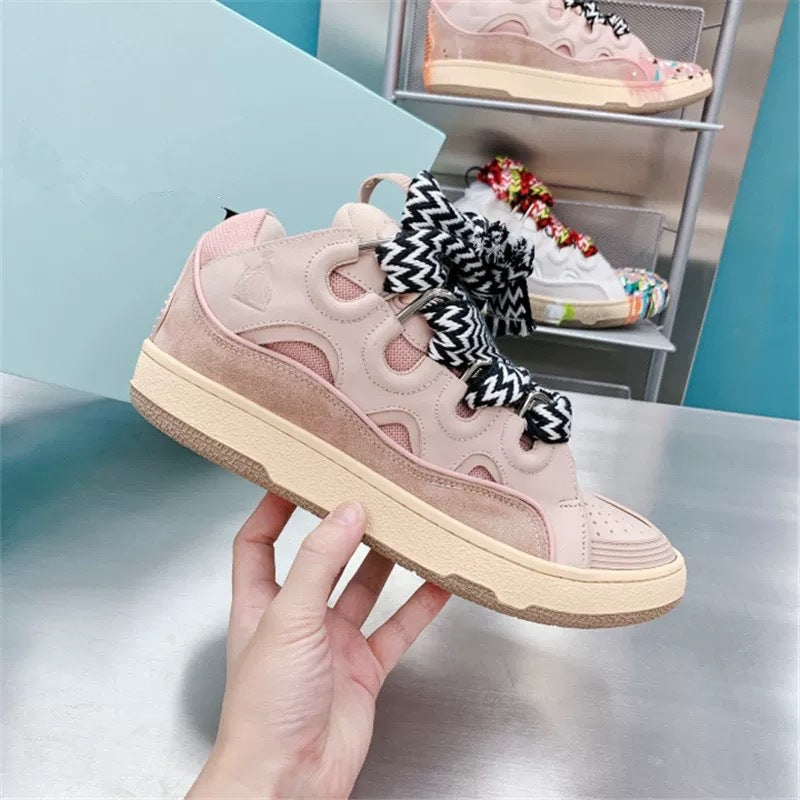 Athletic skate shoes