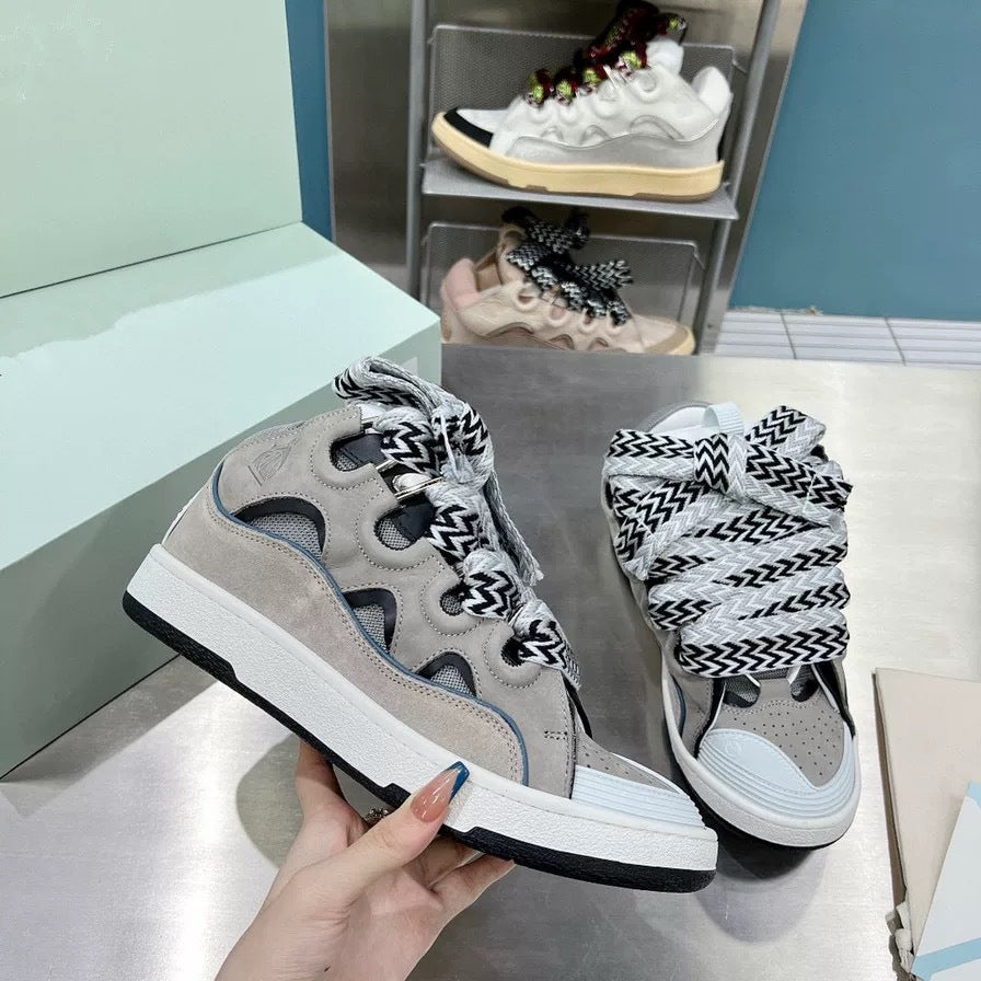 Athletic skate shoes