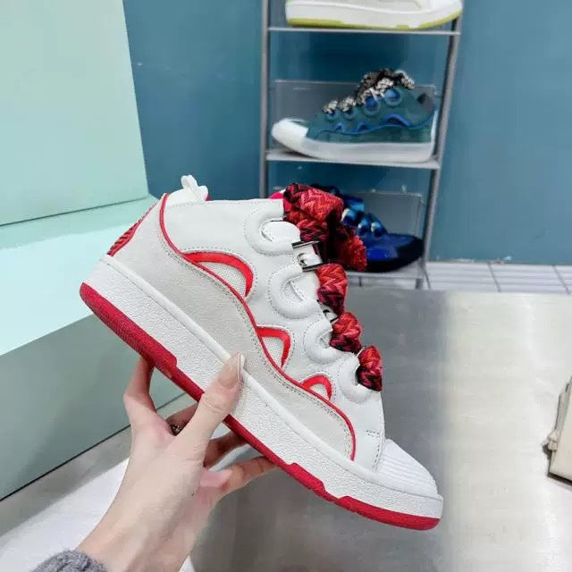 Athletic skate shoes
